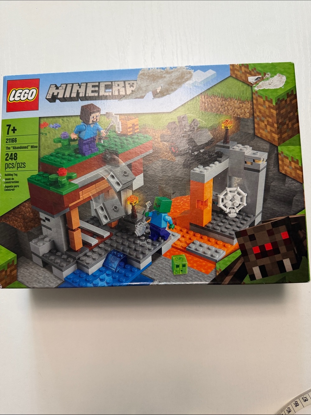 NWOT LEGO Minecraft Abandoned Mine Set - Green/Gray/Orange/Blue/Black